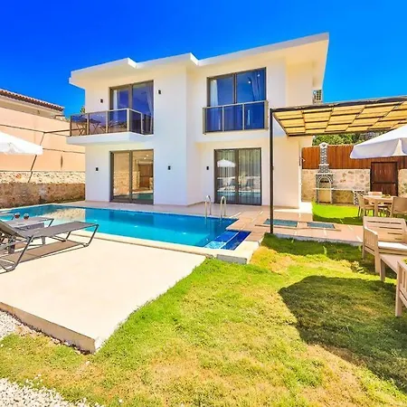 Luvi / Kalkan Hotel 4*